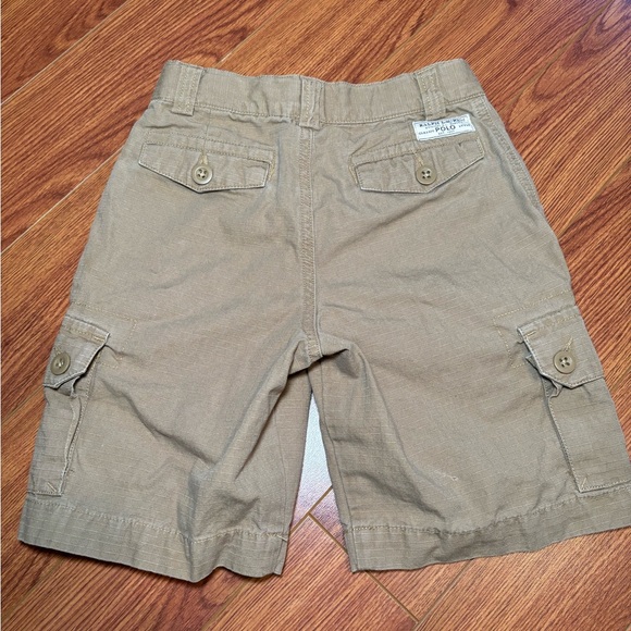 POLO Ralph Lauren Cargo Shorts - Picture 2 of 5